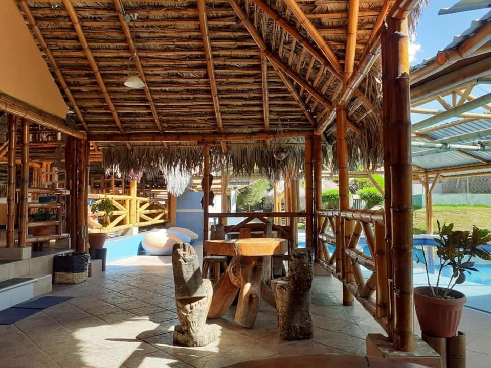 Hosteria La Chorrera Кіто Екстер'єр фото