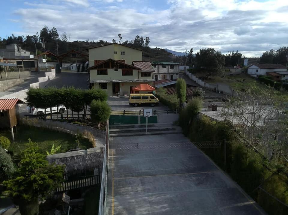 Hosteria La Chorrera Кіто Екстер'єр фото